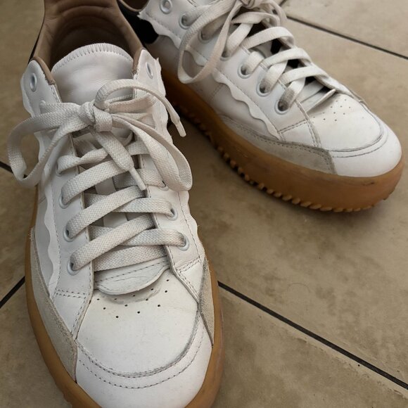 Chloe Franckie gum sole sneakers in white and black - Picture 7 of 9